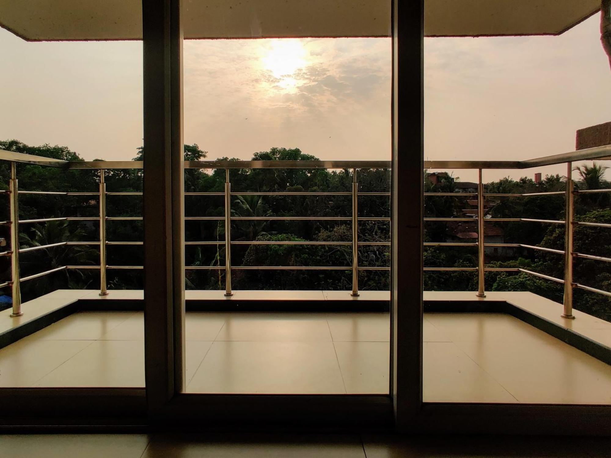 Ivy Retreat- Serviced Apartments Baga Esterno foto