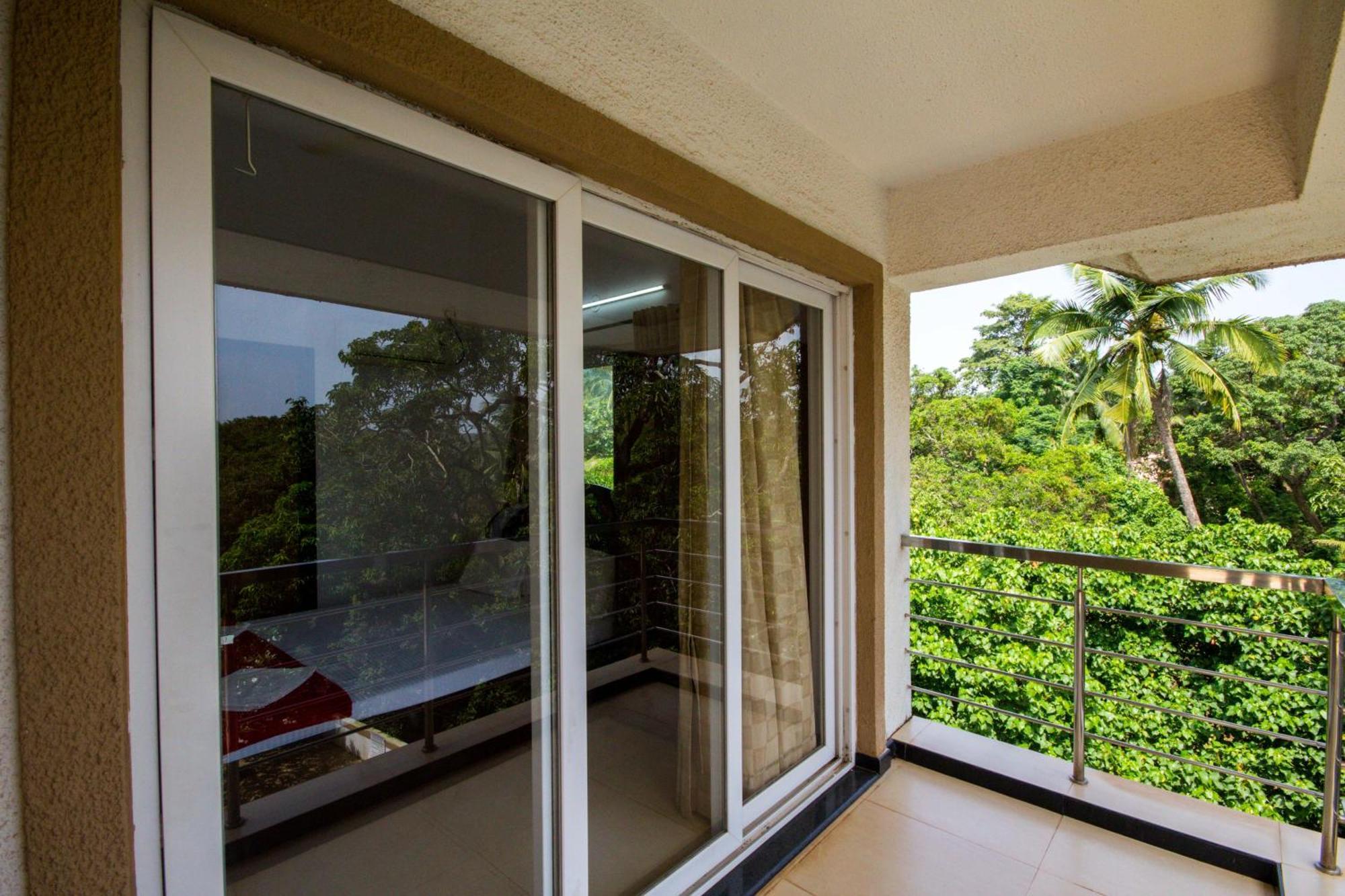 Ivy Retreat- Serviced Apartments Baga Esterno foto